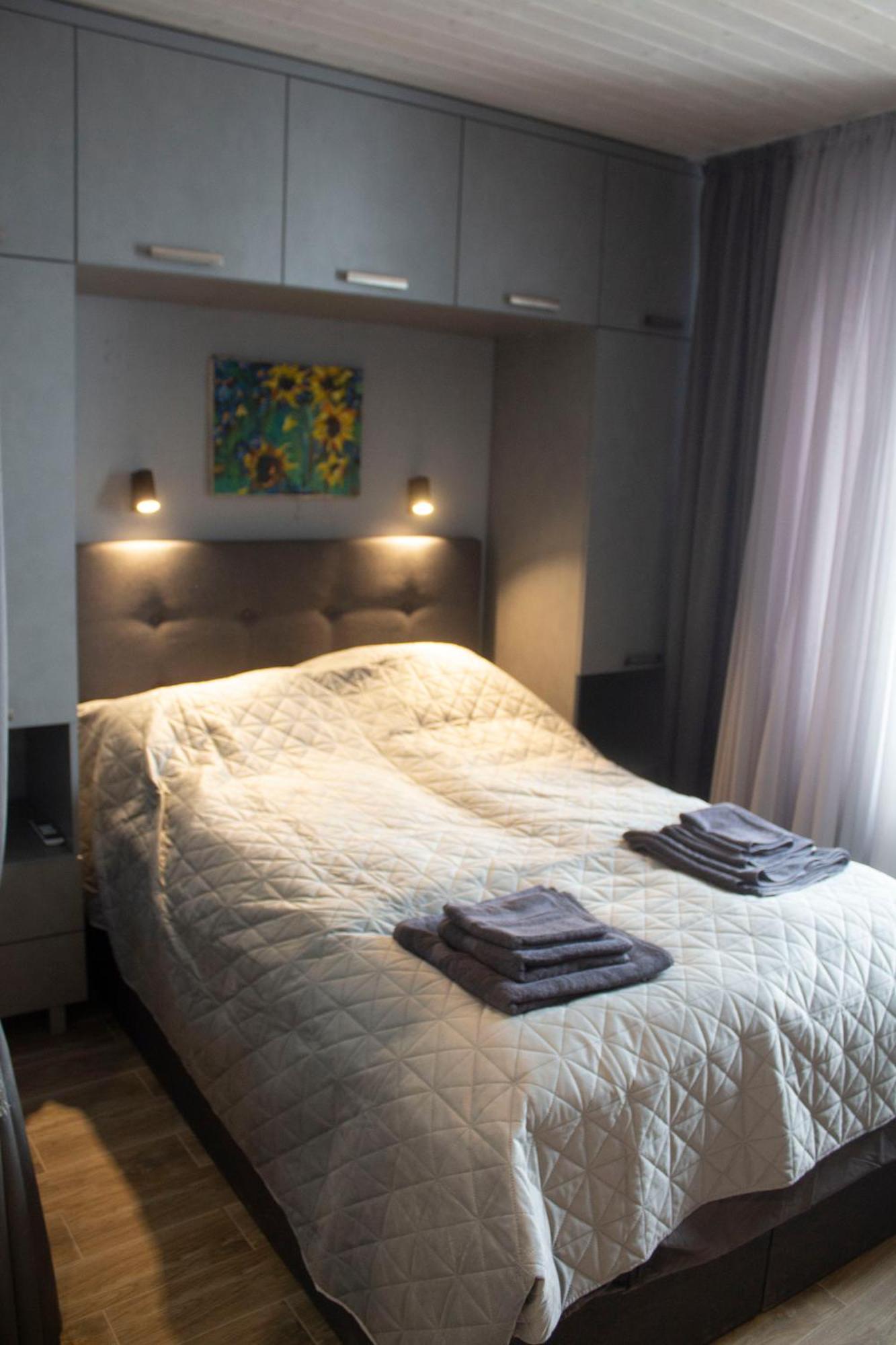 City Center Artmania Apartments Chişinău Esterno foto