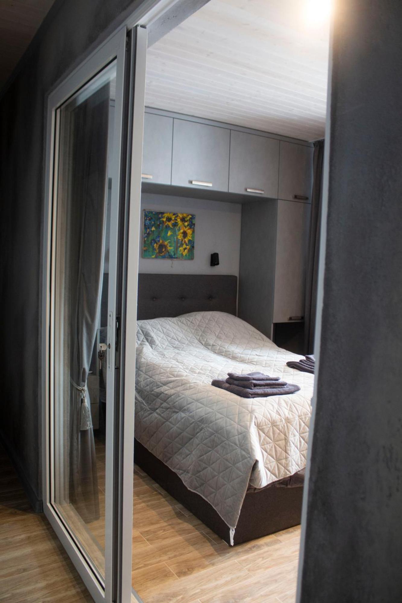 City Center Artmania Apartments Chişinău Esterno foto