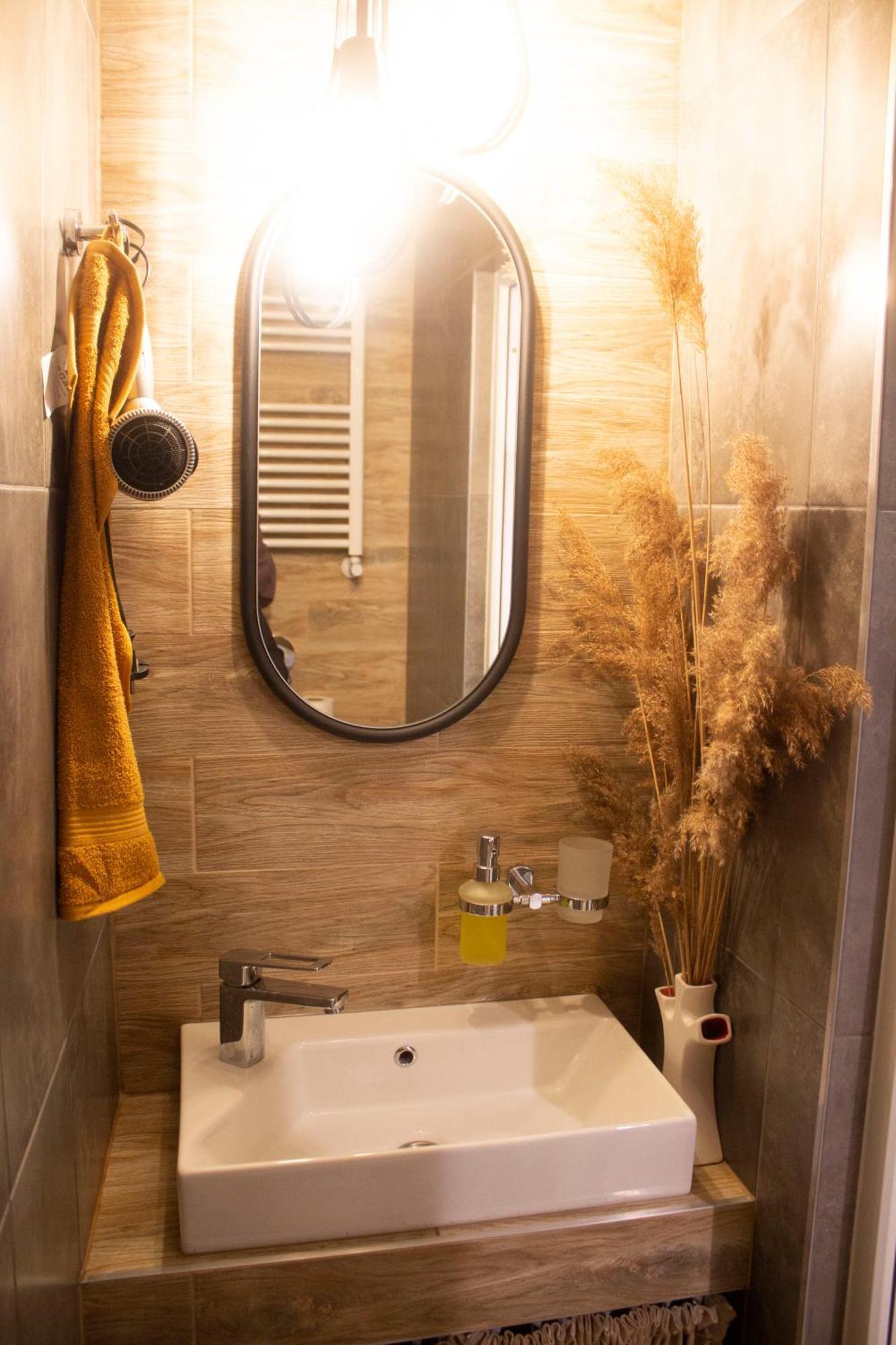 City Center Artmania Apartments Chişinău Esterno foto
