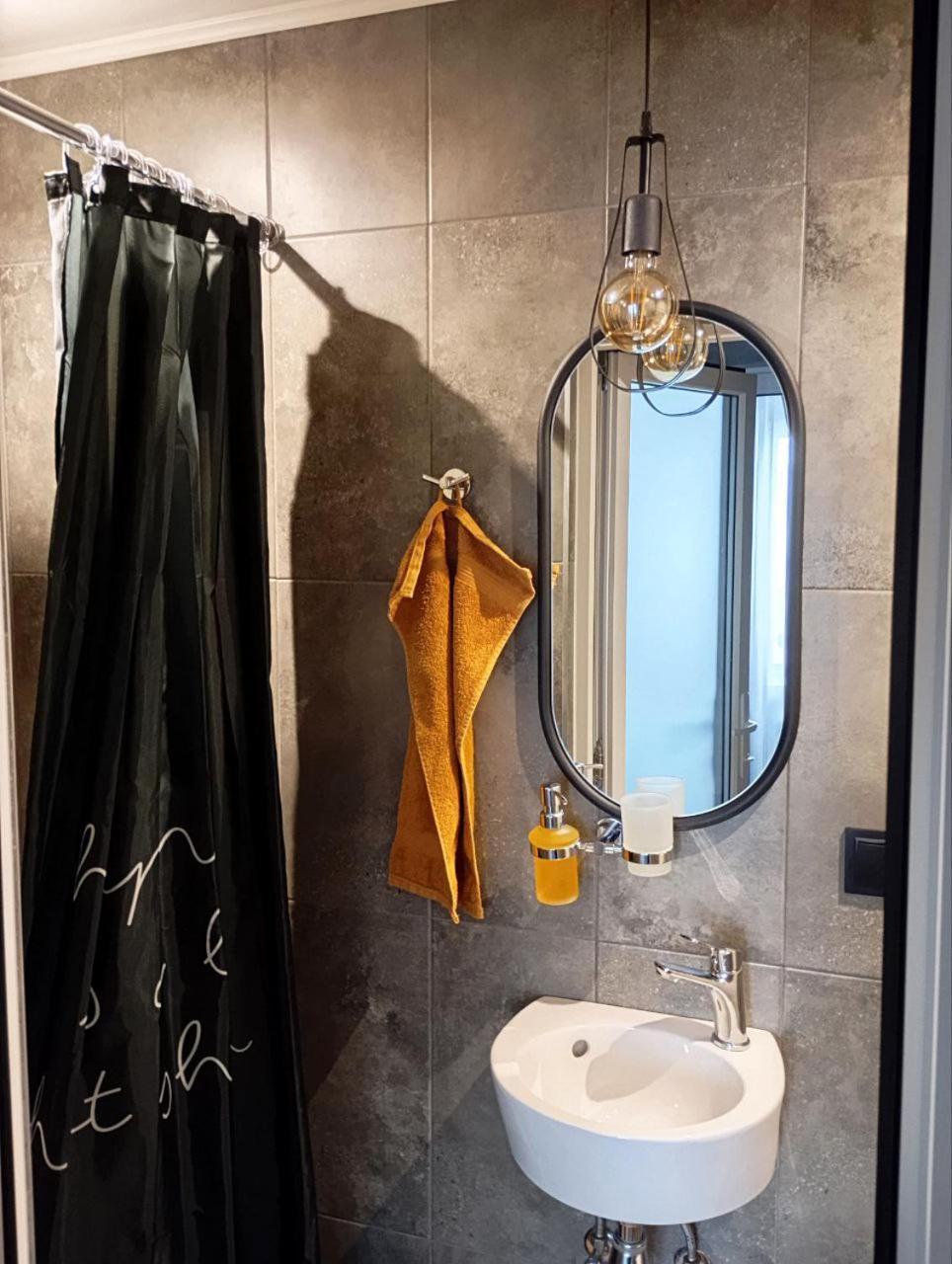 City Center Artmania Apartments Chişinău Esterno foto