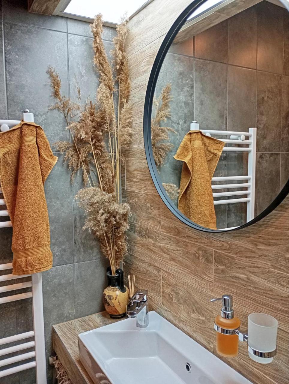 City Center Artmania Apartments Chişinău Esterno foto